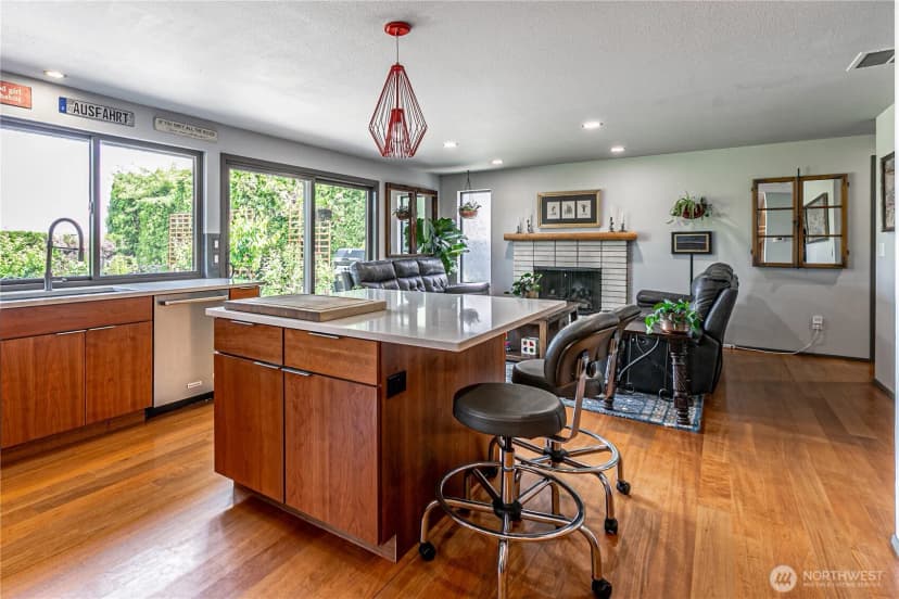 Property photo for 29902 2nd Place Sw, Federal Way photo 14