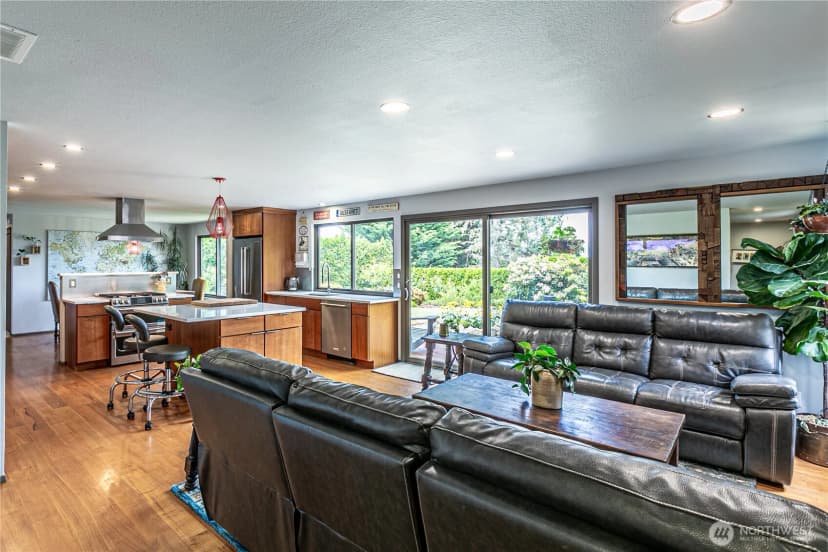 Property photo for 29902 2nd Place Sw, Federal Way photo 17