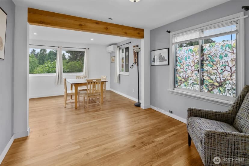 Property photo for 12419 16th Avenue S, Seattle photo 12