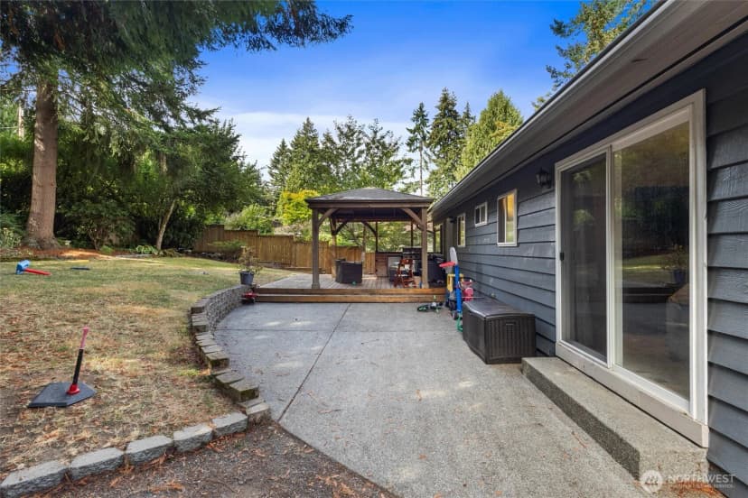 Property photo for 6435 Ne 198th Street, Kenmore photo 30