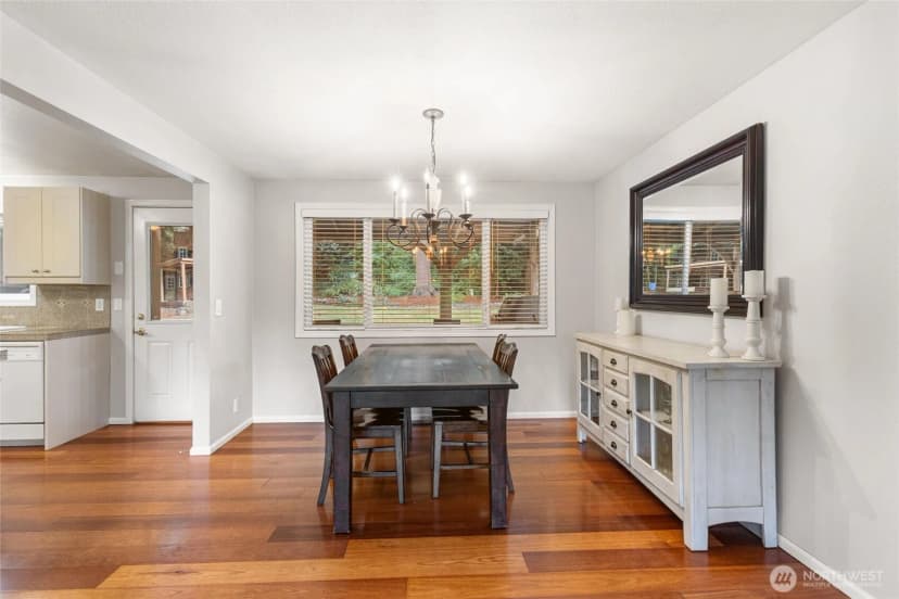 Property photo for 6435 Ne 198th Street, Kenmore photo 16
