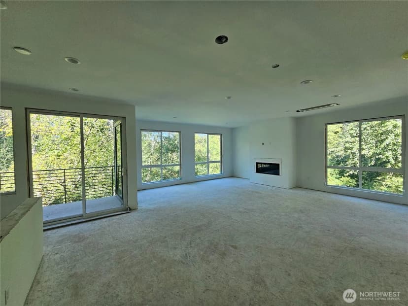 Property photo for 14892 Hs#7 Ne 2nd Court, Bellevue