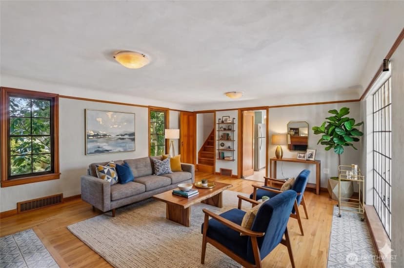 Property photo for 739 N 165th Street, Shoreline photo 4