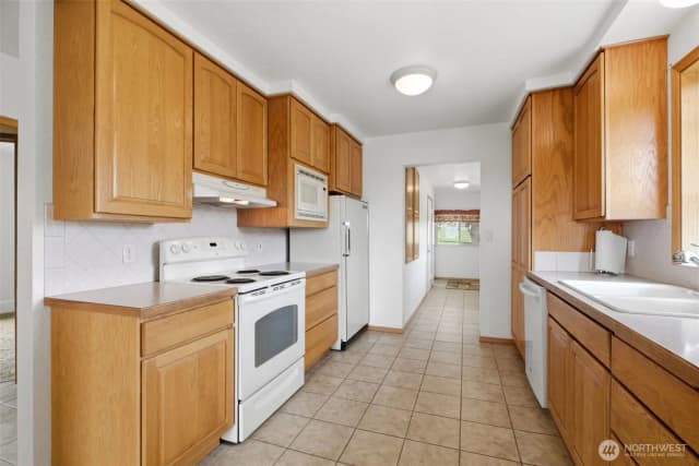 Property photo for 13608 Wide Hollow Road, Yakima photo 3