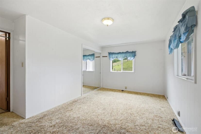 Property photo for 13608 Wide Hollow Road, Yakima photo 8