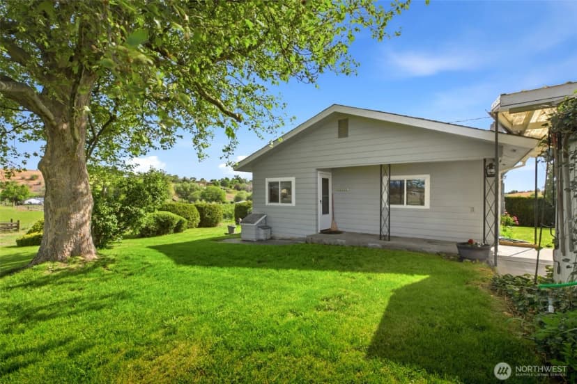 Property photo for 13608 Wide Hollow Road, Yakima photo 13