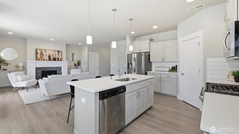 Property photo for 12303 Se 271st Place, Kent photo 15