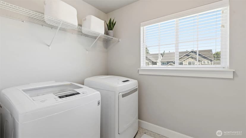 Property photo for 12303 Se 271st Place, Kent photo 27