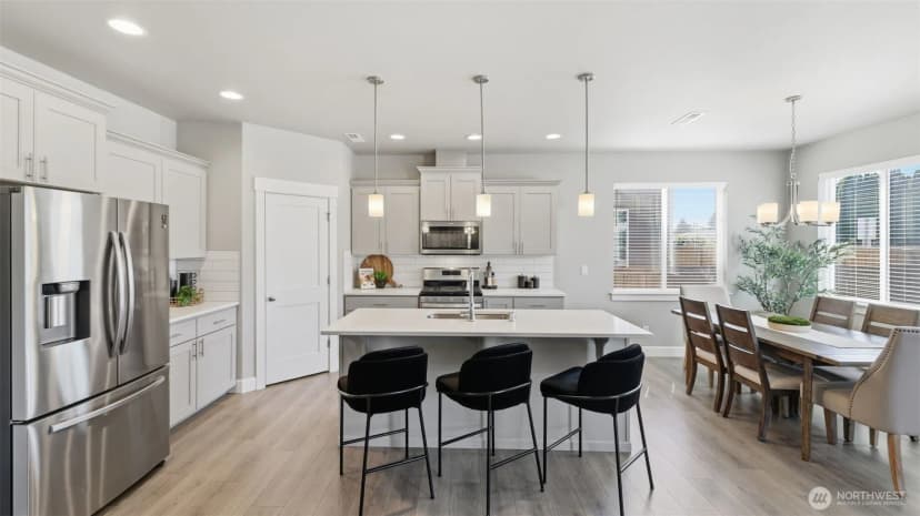 Property photo for 12303 Se 271st Place, Kent photo 12
