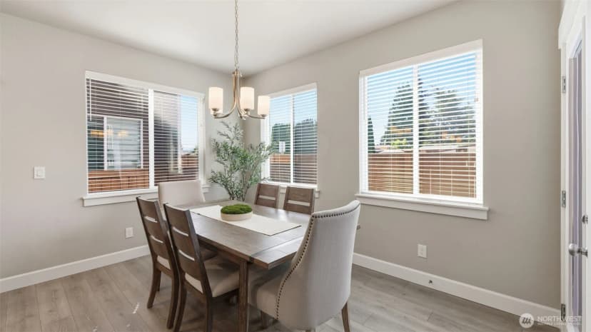 Property photo for 12303 Se 271st Place, Kent photo 17