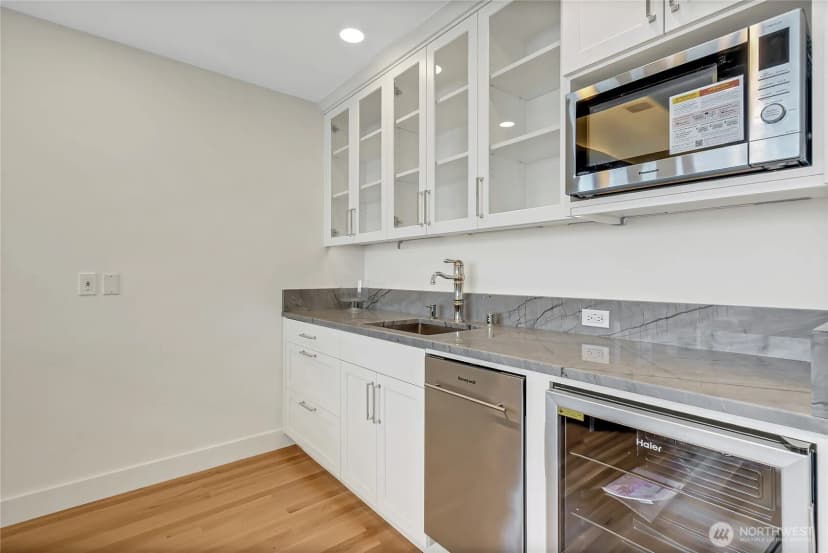 Property photo for 16331 Maplewild Avenue Sw, Burien photo 26