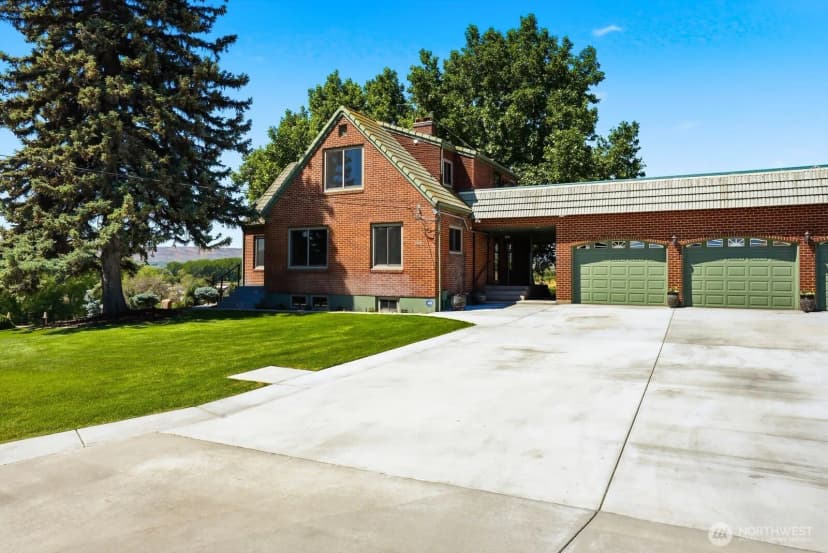 Property photo for 2606 Draper Road, Yakima photo 2