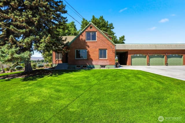 Property photo for 2606 Draper Road, Yakima