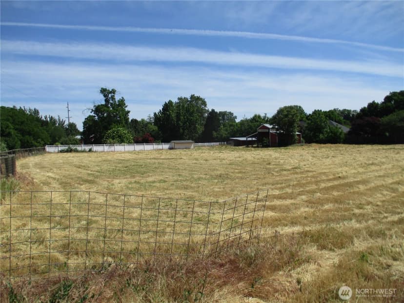Property photo for 2499 Cottonwood Road, Walla Walla photo 18