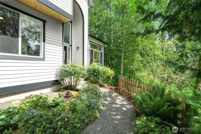Property photo for 6326 247th Avenue Ne, Redmond photo 30