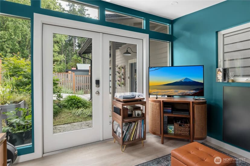 Property photo for 3751 Morning Glory Lane, Langley photo 34