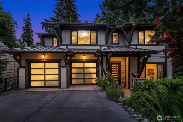 Property photo for 3745 88th Avenue Se, Mercer Island photo 2