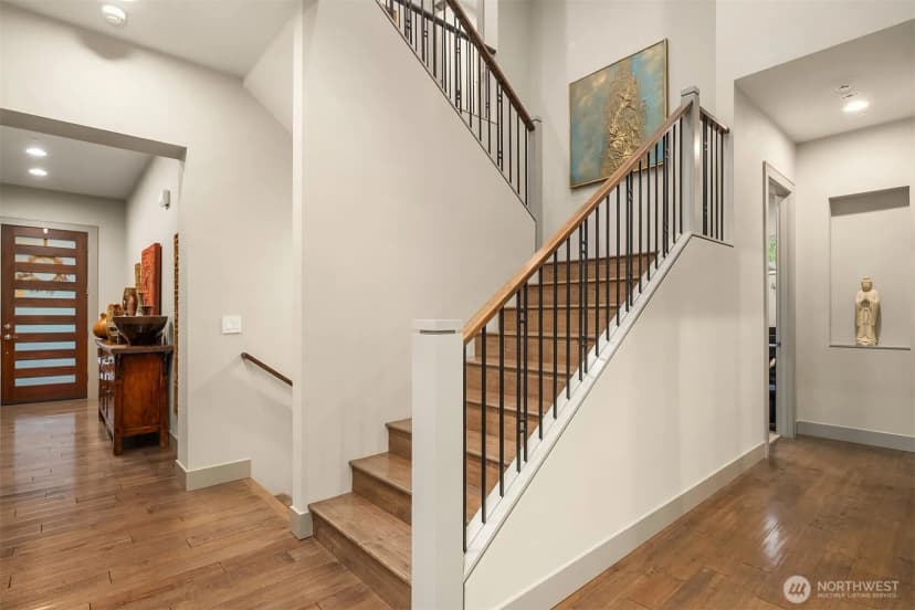 Property photo for 3745 88th Avenue Se, Mercer Island photo 16