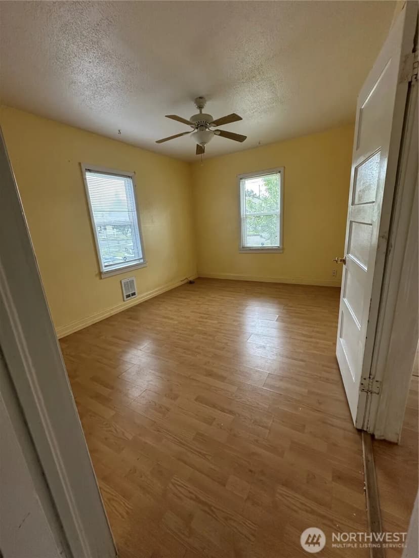 Property photo for 3102 Garfield Street, Longview photo 9