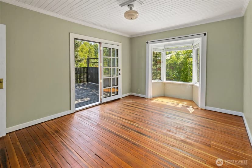 Property photo for 401 S 1st Street, Roslyn photo 23