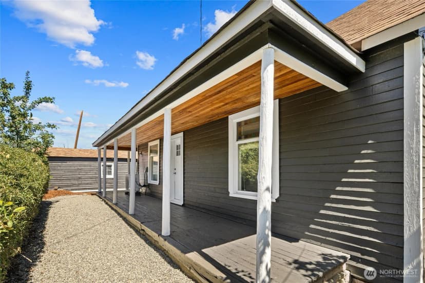 Property photo for 401 S 1st Street, Roslyn