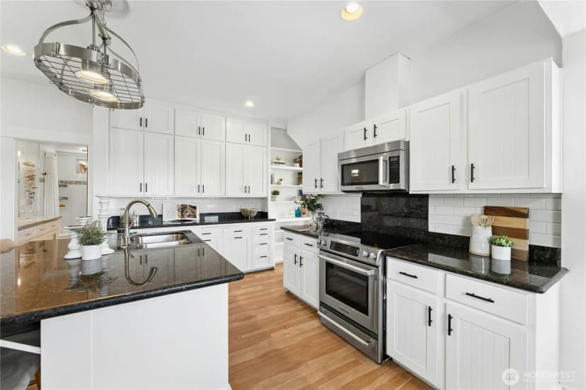 Property photo for 1203 N 36th Street, Renton photo 9
