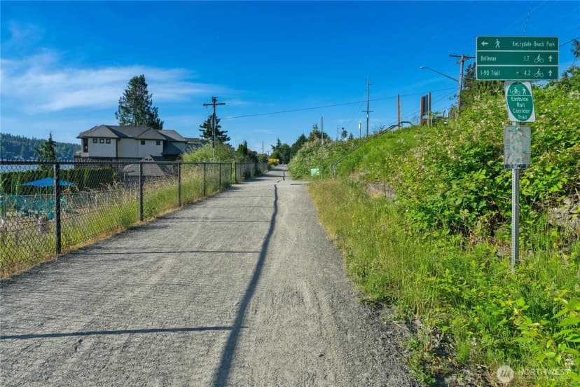 Property photo for 1203 N 36th Street, Renton photo 34
