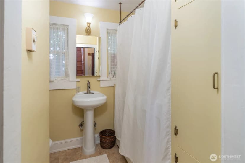 Property photo for 538 Adams Street, Port Townsend photo 19