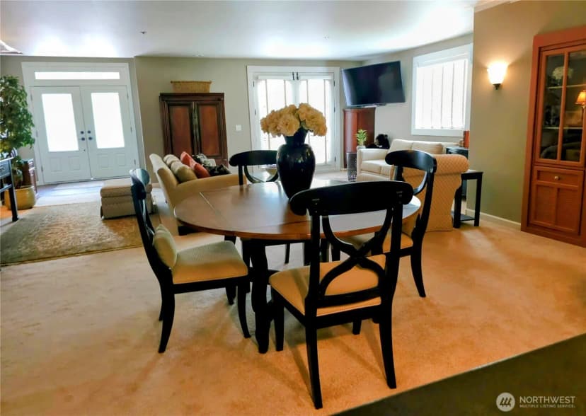 Property photo for 23618 Se Tiger Mountain Road, Issaquah photo 11