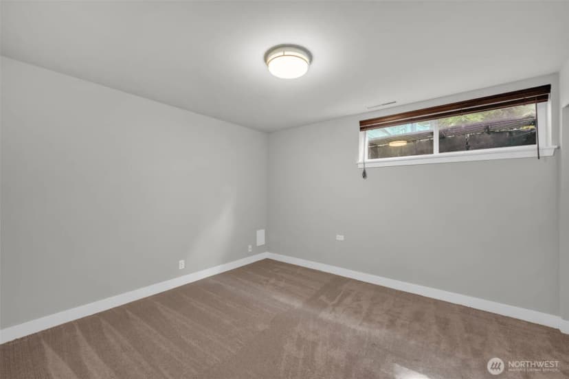 Property photo for 32212 25th Ave Sw, Federal Way photo 30