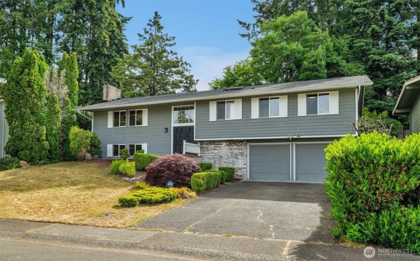 Property photo for 32212 25th Ave Sw, Federal Way photo 2