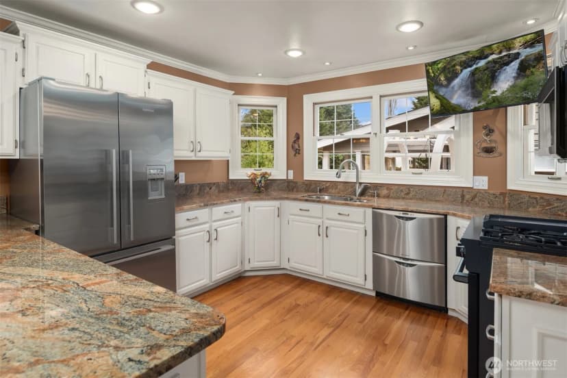 Property photo for 17409 113th Avenue Ne, Bothell photo 16