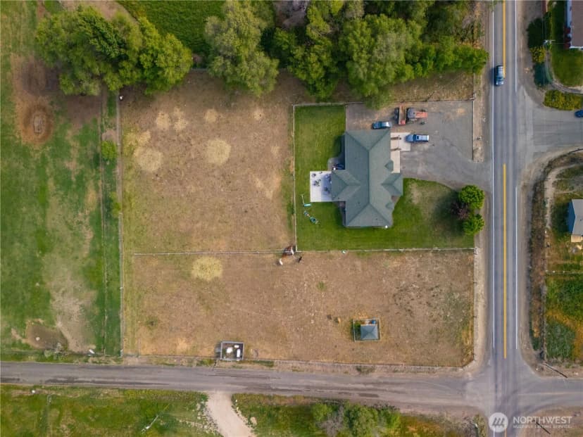 Property photo for 1811 Beam Road, Granger photo 10