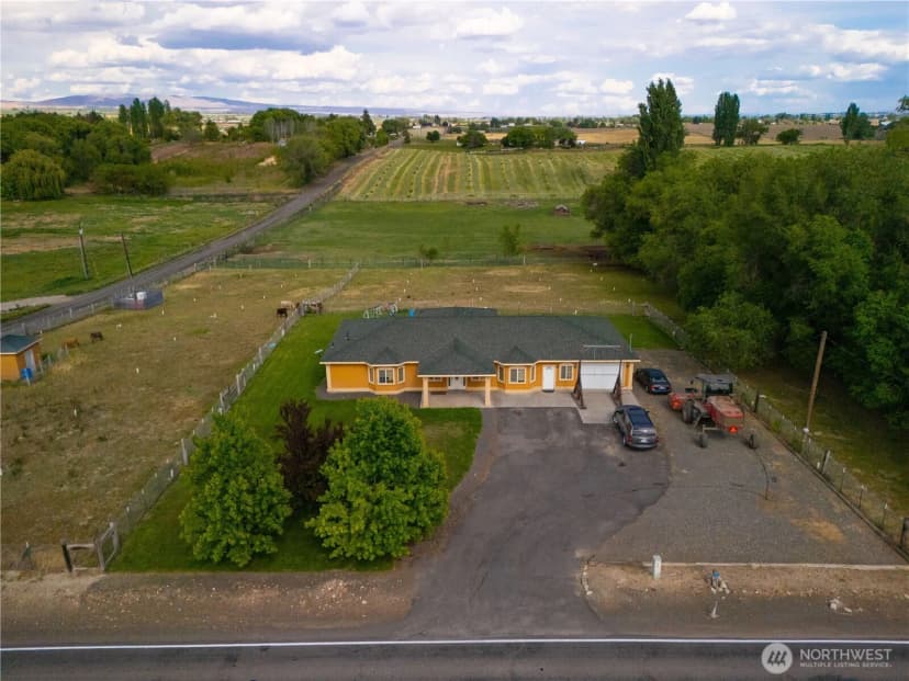 Property photo for 1811 Beam Road, Granger photo 7