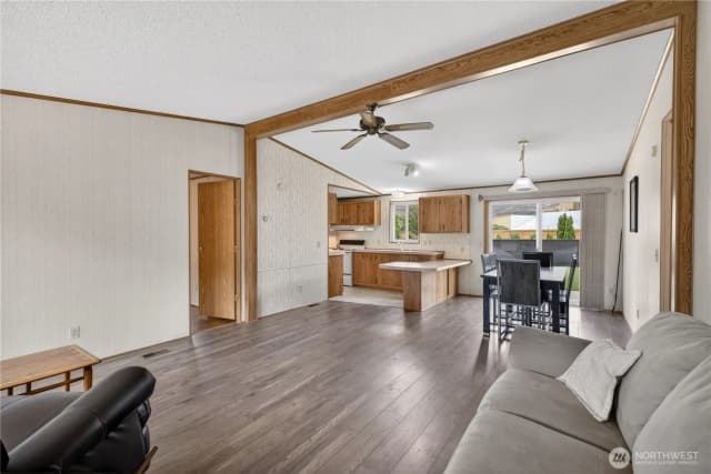 Property photo for 898 Hunter Avenue Sw, Quincy photo 4