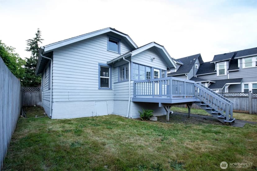 Property photo for 2218 Summit Avenue, Everett photo 23