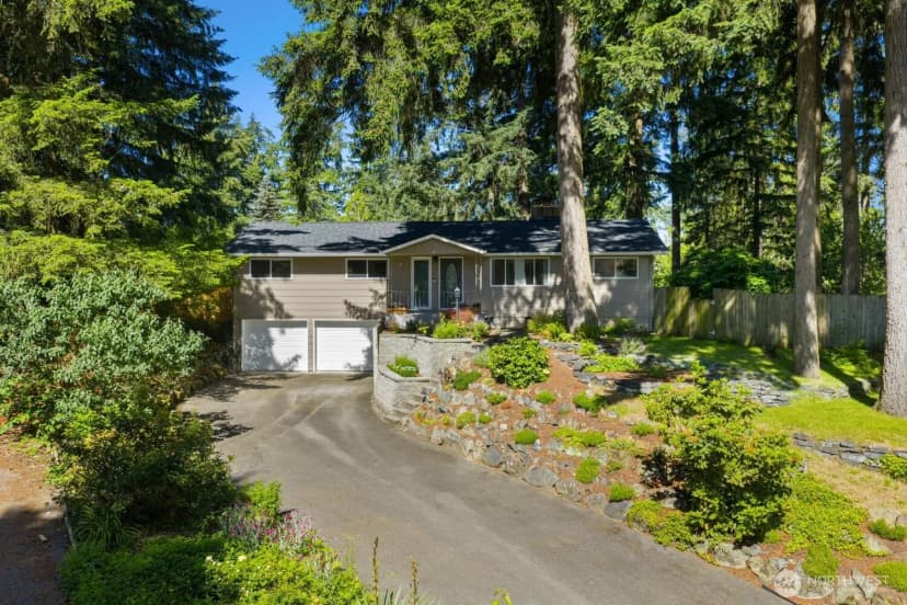 Property photo for 8130 69th Avenue Sw, Lakewood photo 6