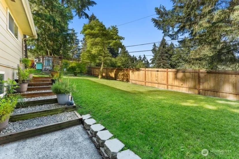 Property photo for 8130 69th Avenue Sw, Lakewood photo 8