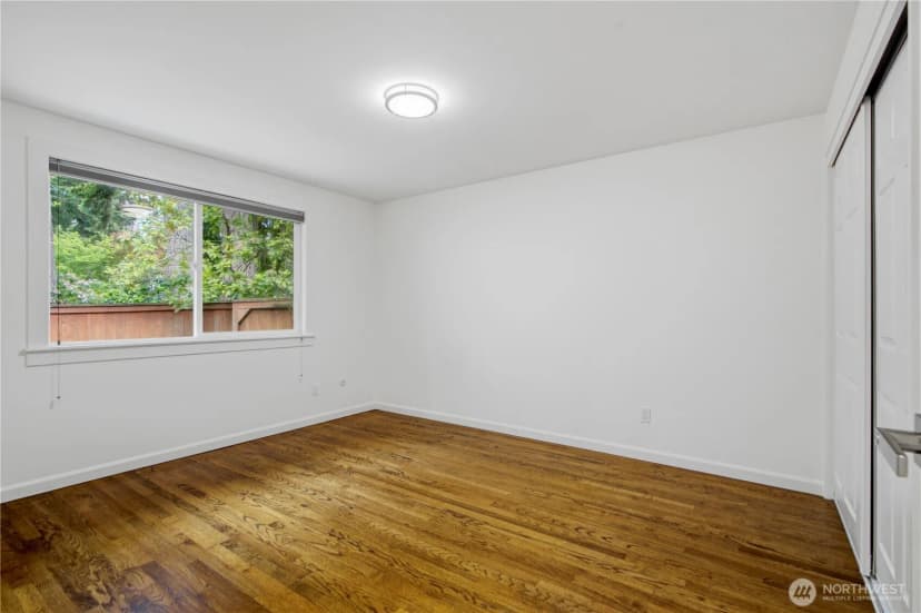 Property photo for 1608 151st Avenue Se, Bellevue photo 18