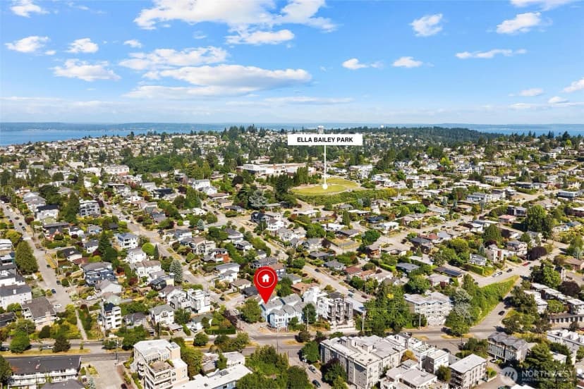 Property photo for 2400 W Boston Street, Seattle photo 38