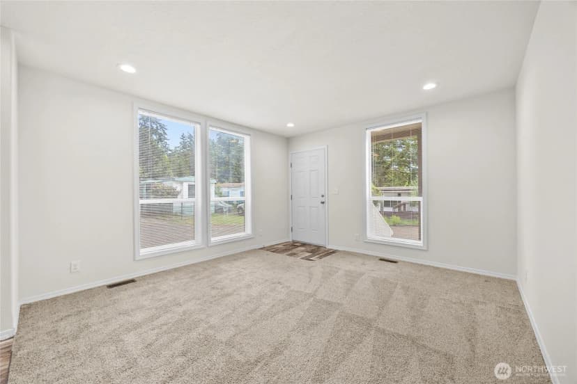 Property photo for 507 131st Street E #l, Tacoma photo 9