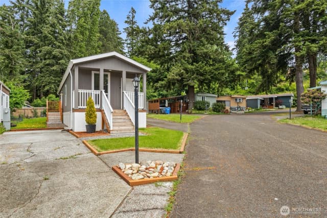 Property photo for 507 131st Street E #l, Tacoma photo 2