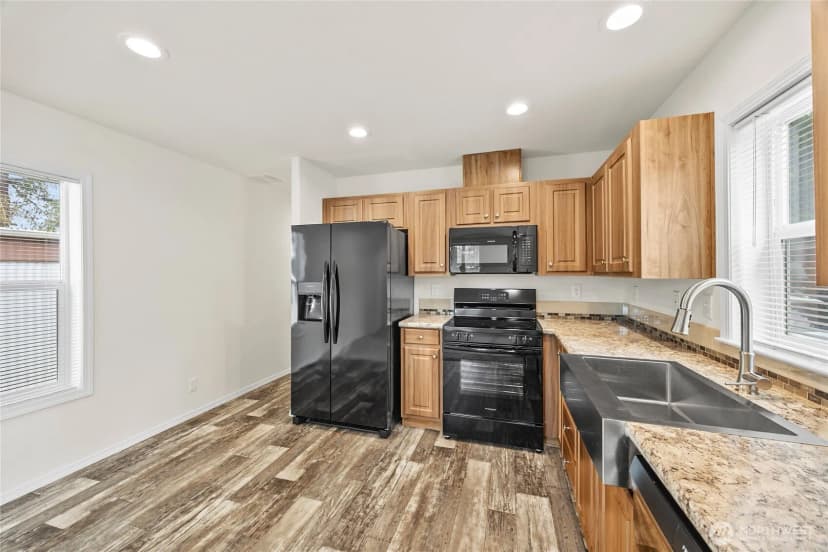 Property photo for 507 131st Street E #l, Tacoma photo 10