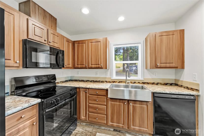 Property photo for 507 131st Street E #l, Tacoma photo 11
