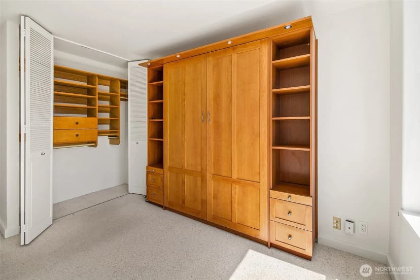Property photo for 2201 3rd Avenue #2201, Seattle photo 17
