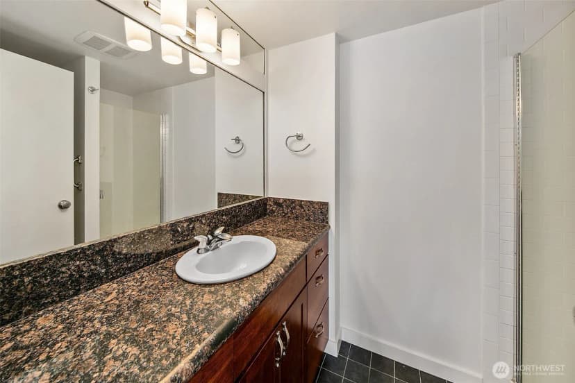 Property photo for 2201 3rd Avenue #2201, Seattle photo 19