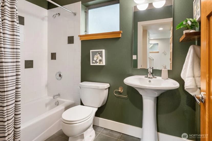 Property photo for 2363 S Mcclellan Street, Seattle photo 19