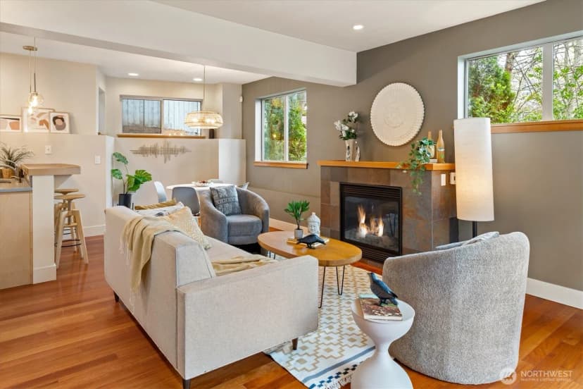 Property photo for 2363 S Mcclellan Street, Seattle photo 6