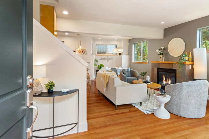 Property photo for 2363 S Mcclellan Street, Seattle photo 5