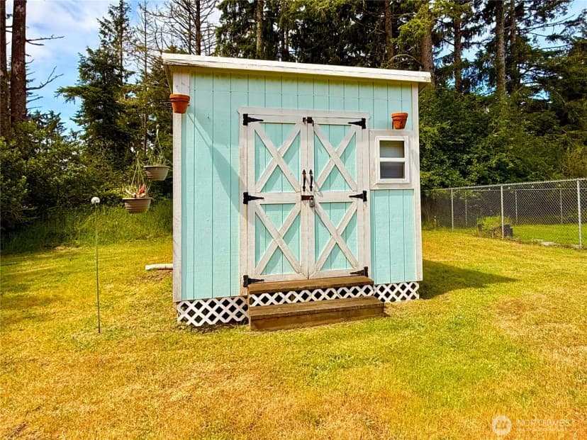 Property photo for 467 Mount Olympus Avenue Se, Ocean Shores photo 3